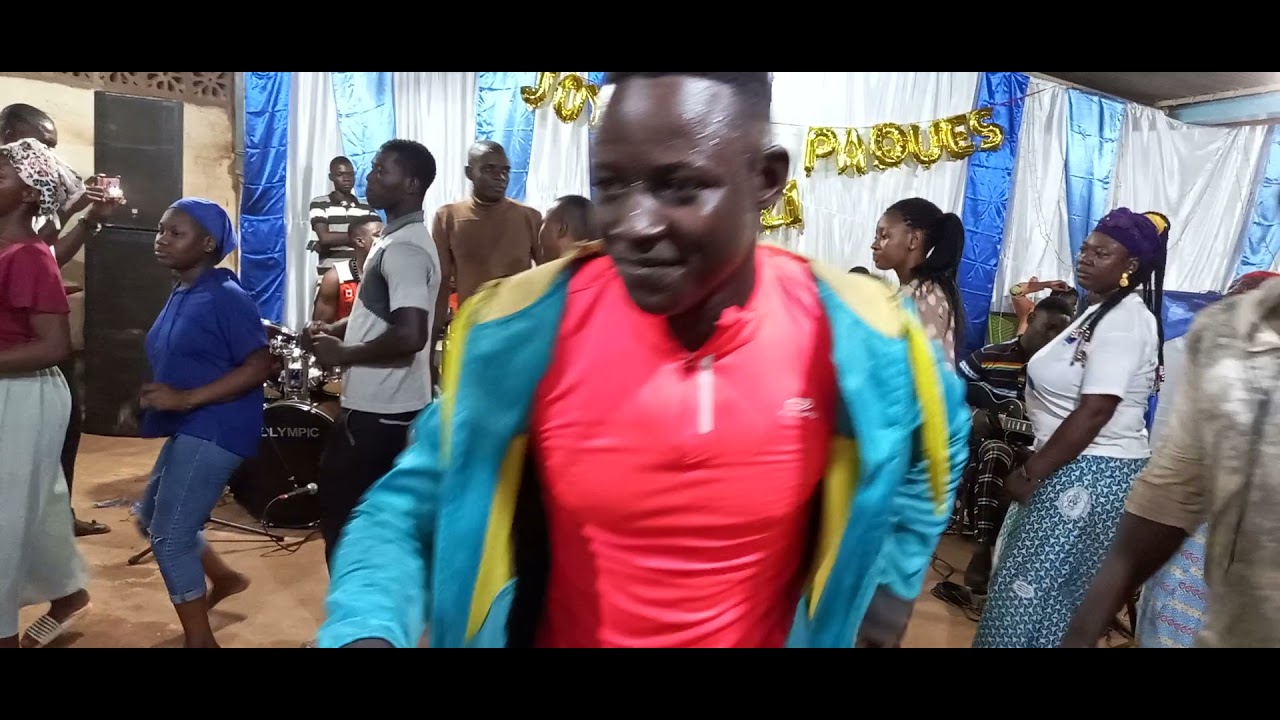 Moïse Dembélé à la Veillée de pâques 2021 à l'église chrétienne Évangélique de Garantiguibougou.
