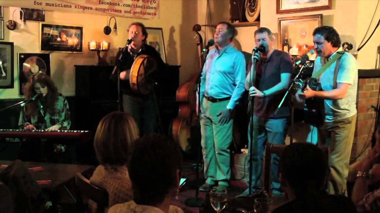 Clann Mhic Ruairí - Seanduine Doite