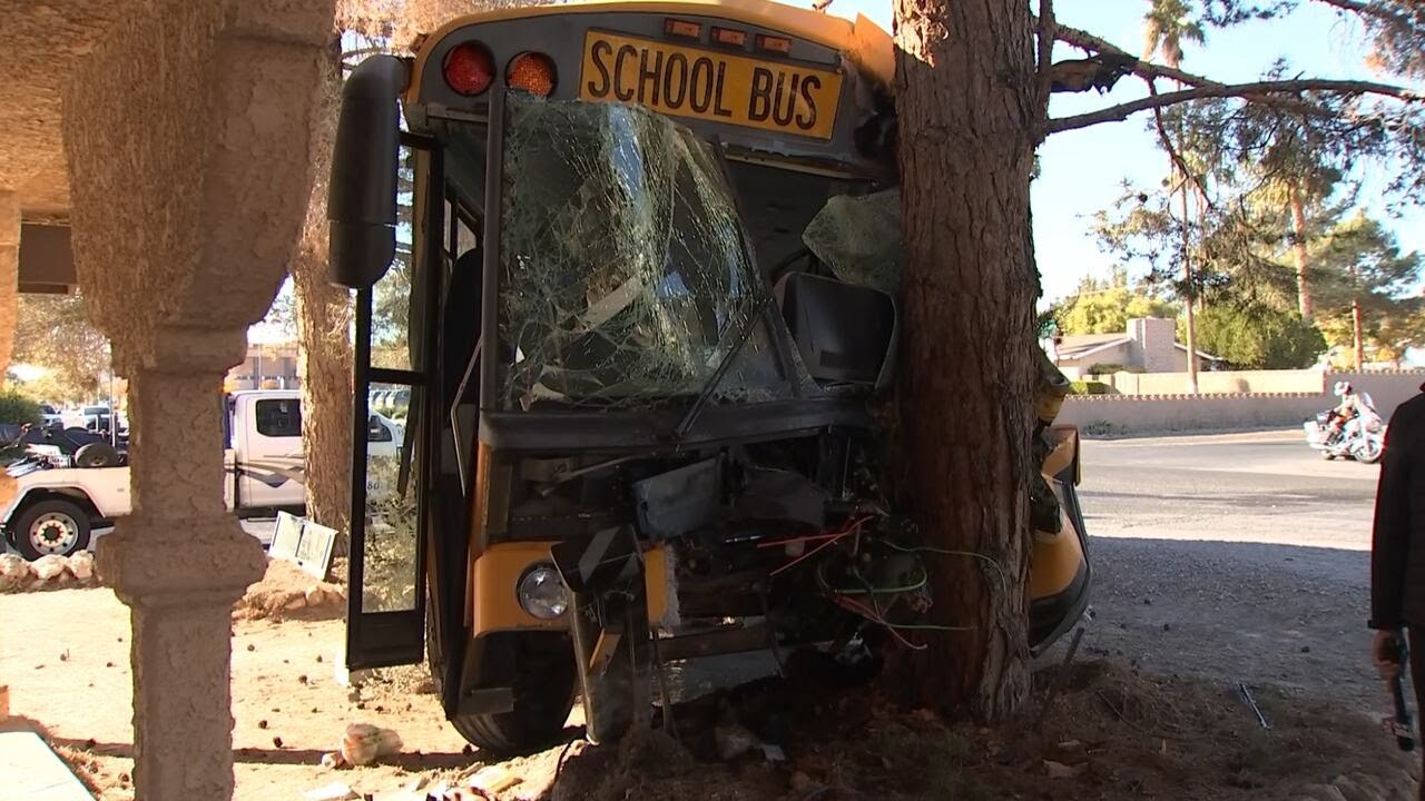 Las Vegas charter school bus driver, students injured in crash with suspected drunk driver