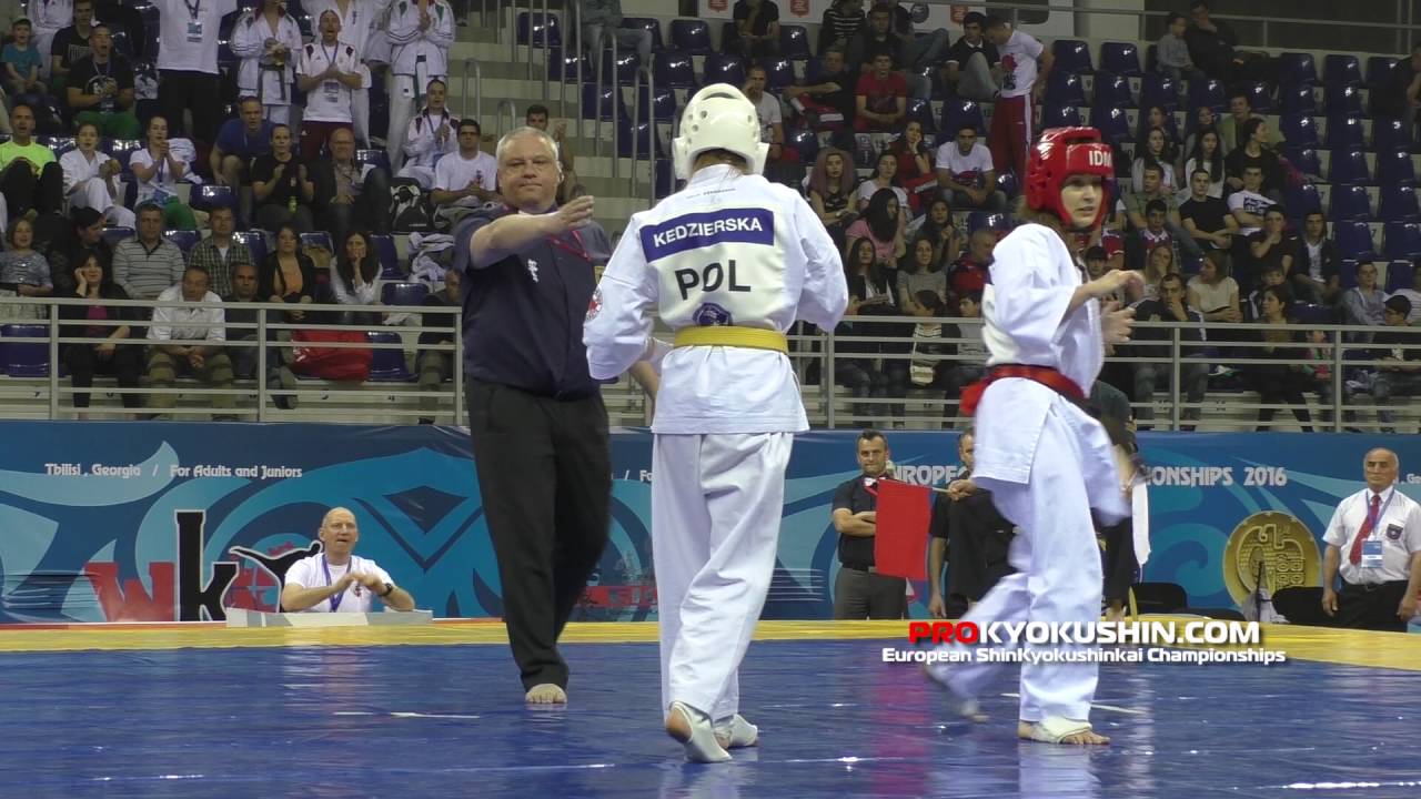 Juniors Final -50 Timea Berencsi (Hungary, aka) - Julia Kedzierska (Poland)