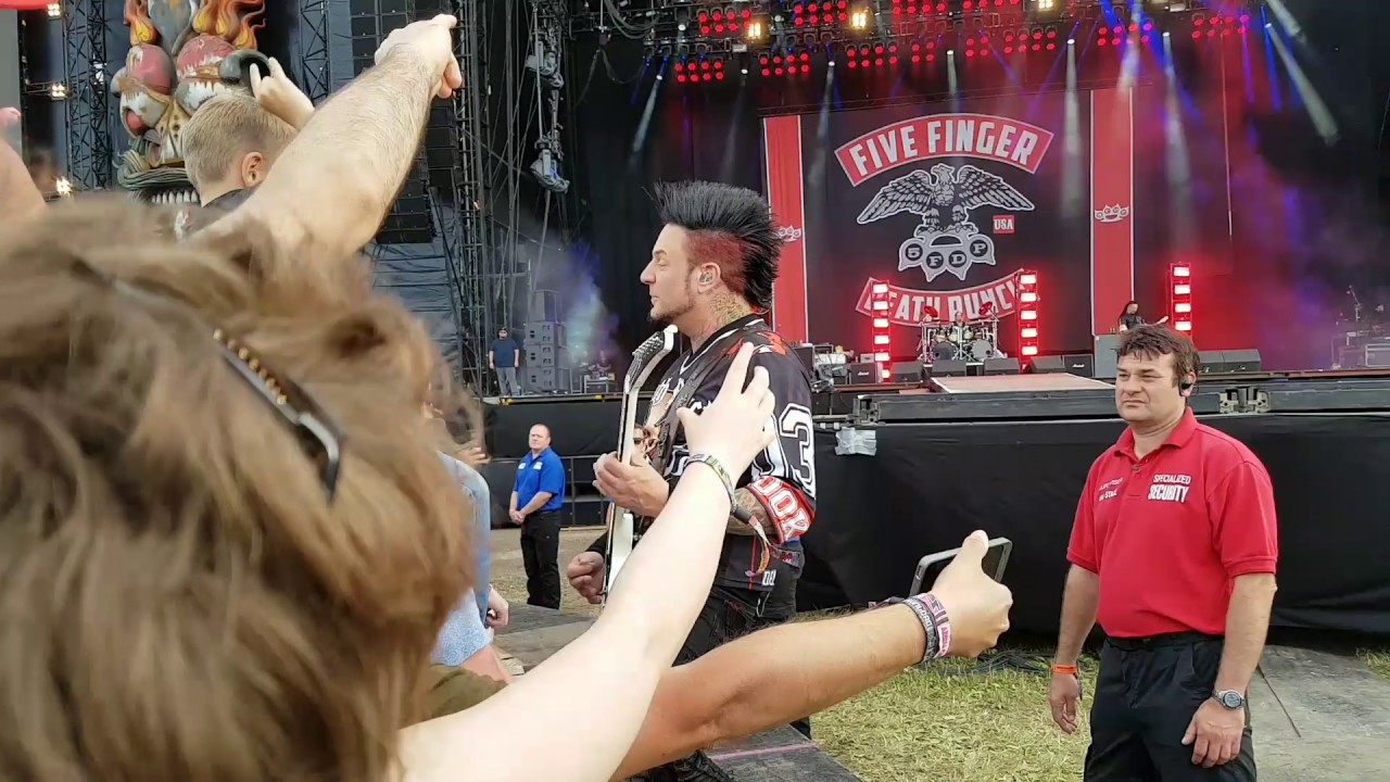 Five Finger Death Punch - Bad Company live @ Download 9/6/2017