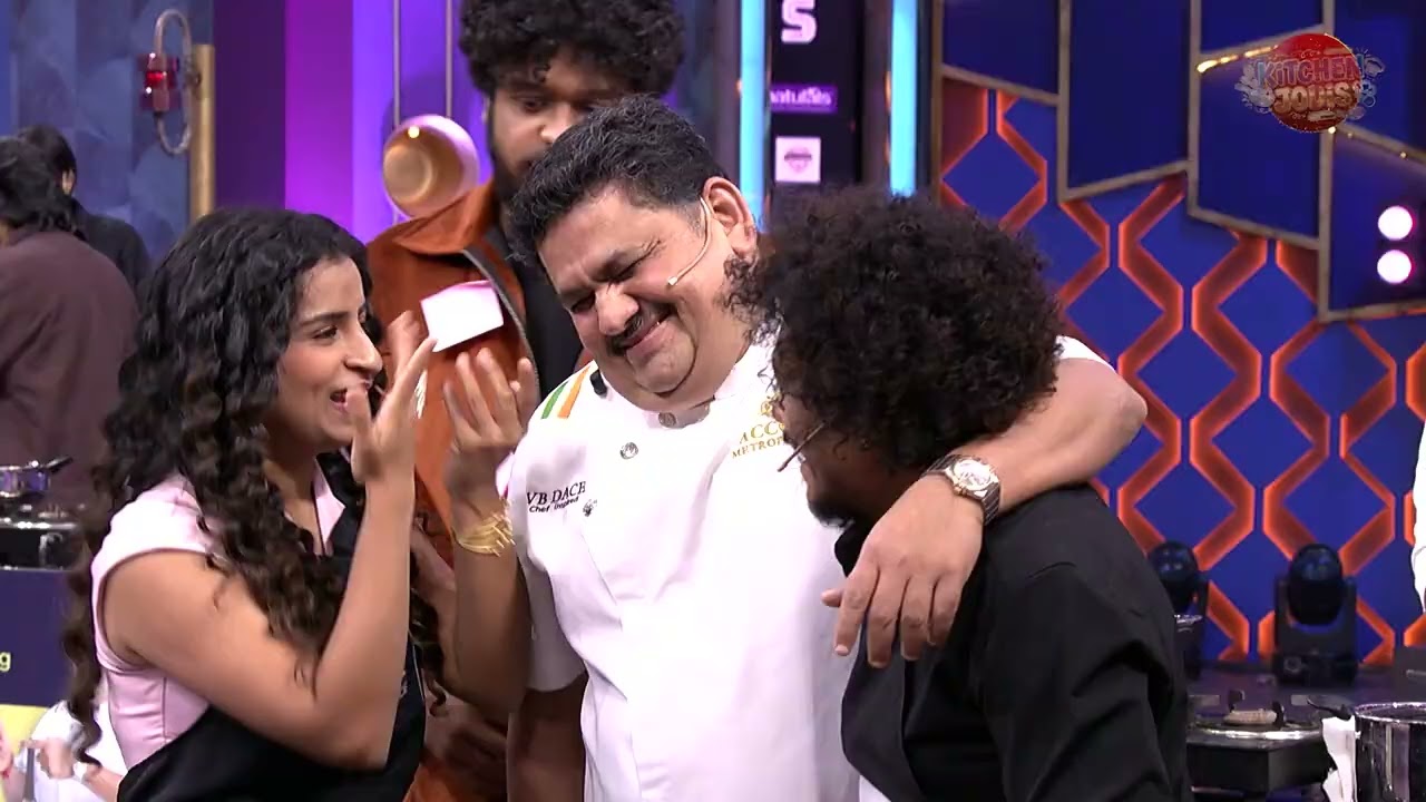 இந்த பொண்ணுங்க அண்ணானு கூப்பிட்டா கோபம் வருதுலா உனக்கு? 😂😅 | Media Masons | Lite by VB Dace