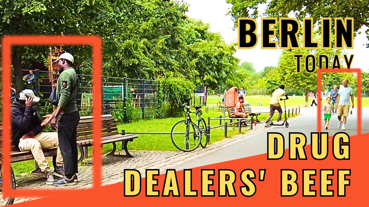WALKING TOUR 🇩🇪 Drug DEALERS and CHILDREN in Görlitzer Park. What's going on there?