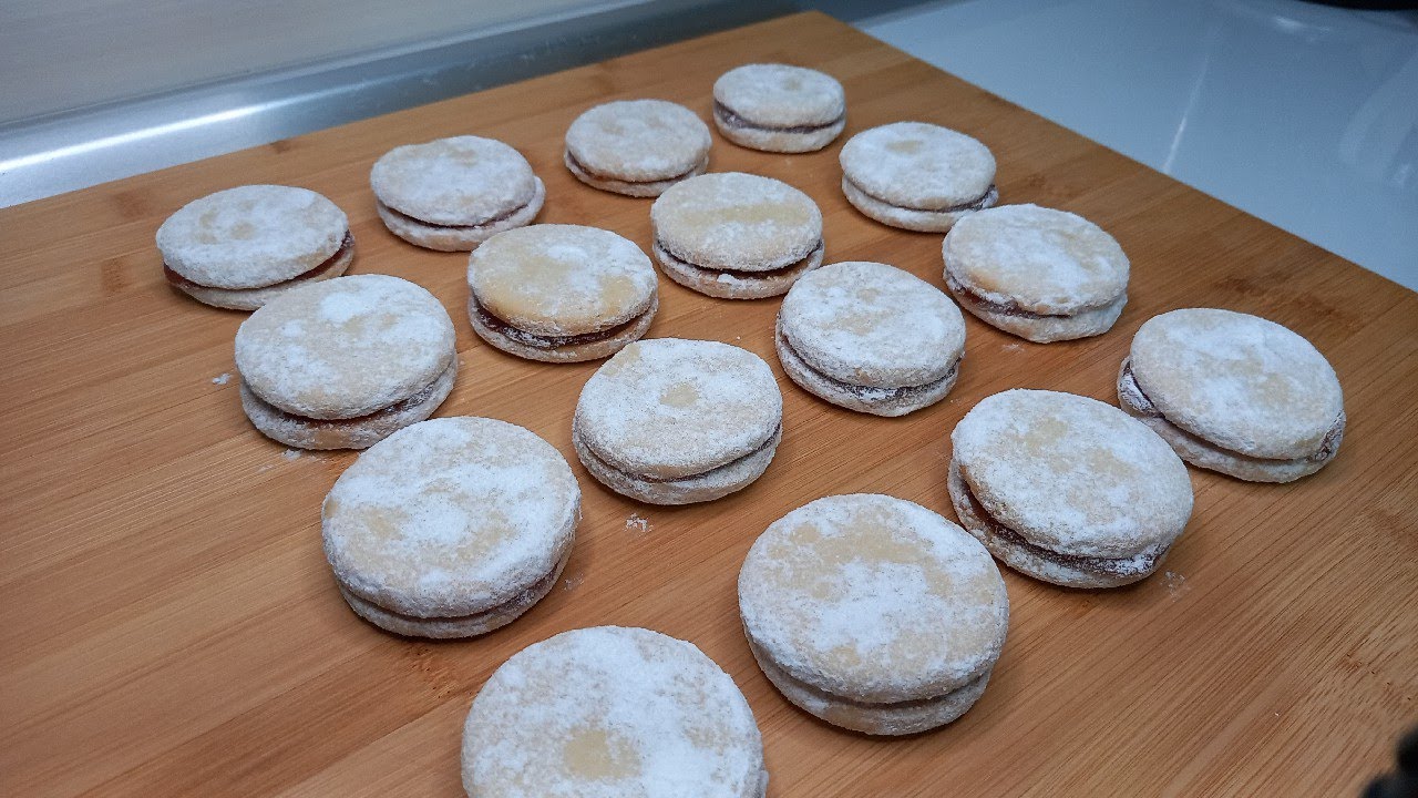Kako napraviti prhke domaće vanilice-Stari recept koji se isplati isprobati-Vanilla biscuit