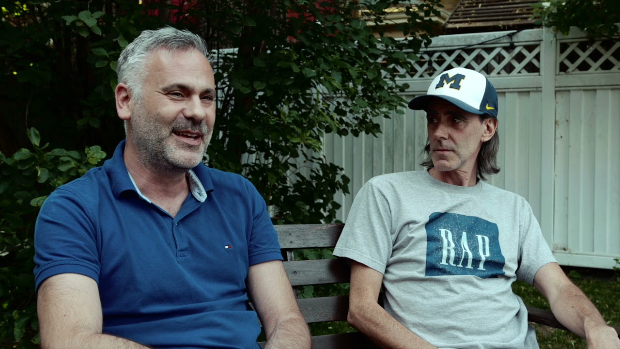 Biz et Charles-Emmanuel vous lancent un défi ! - Courte