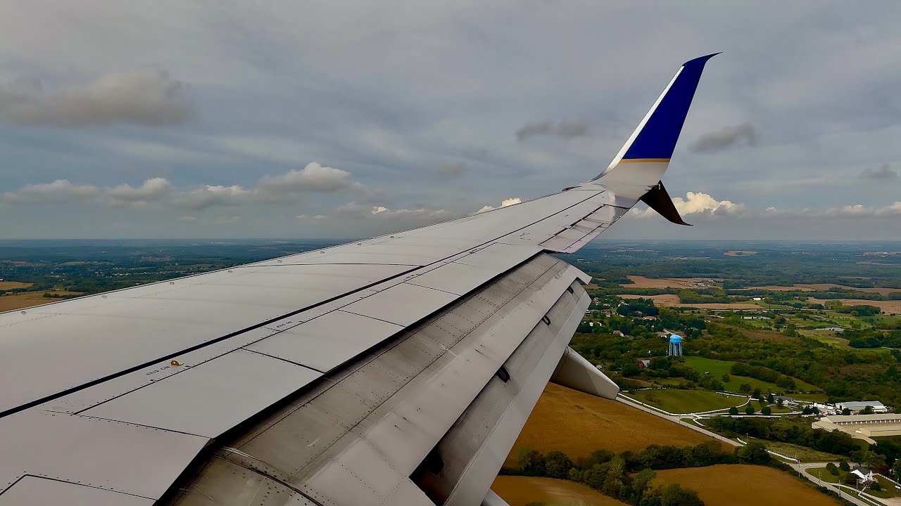 [4K] – Floating Kansas City Landing – United Airlines – Boeing 737-700 – MCI – N16732 – SCS 1476