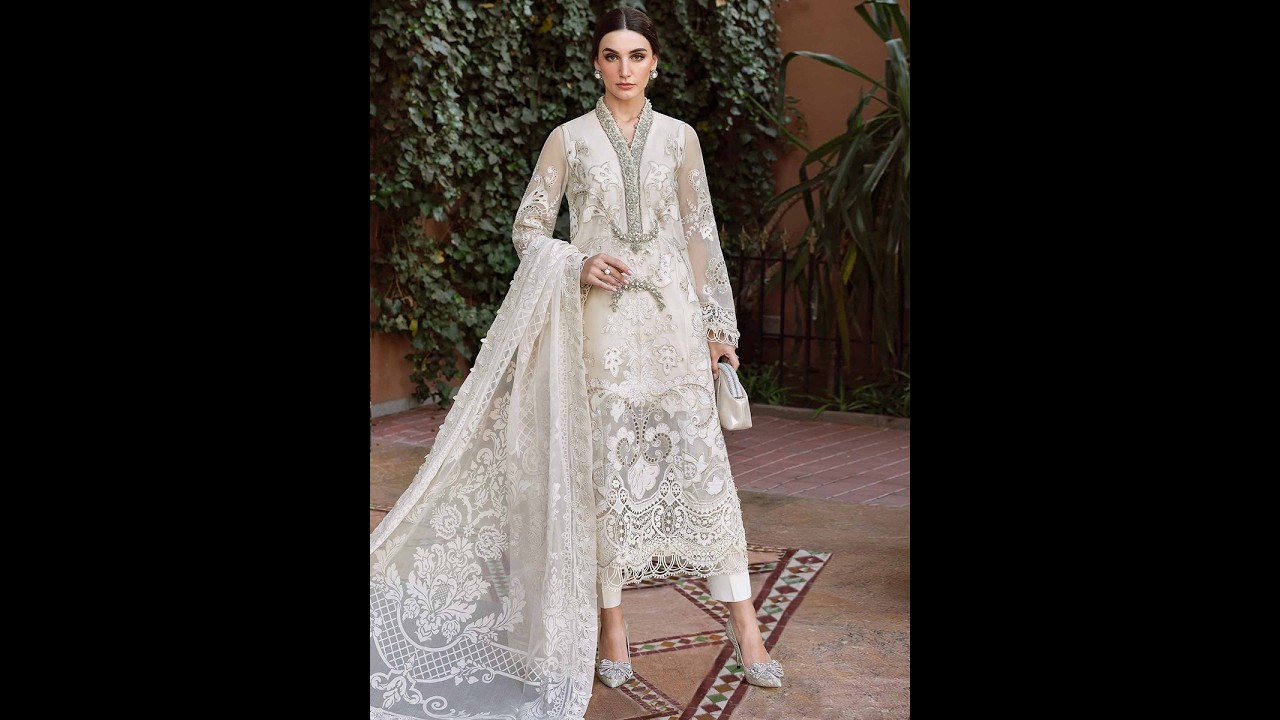 Maria B Luxury Lawn Collection ✨️ 3 Piece Unstitched Embroidered Organza Suit ✨️