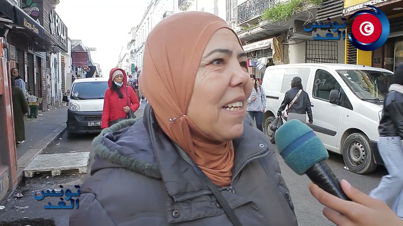العايلات ولاو ماذابيهم يخرجو يتفرهدو لبرا ومايمشوش لبعضهم، ياحسرة على جو قبل واللمة العائلية