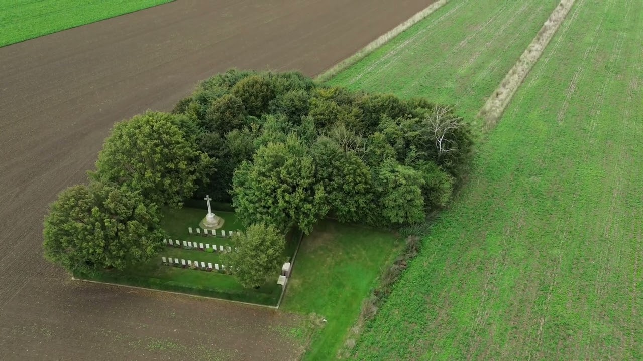 Beehive Cemetery. Willerval