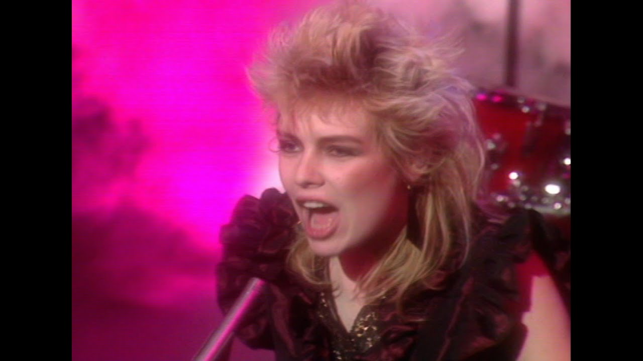 Kim Wilde - View From A Bridge (BBC Top Of The Pops, 1982)