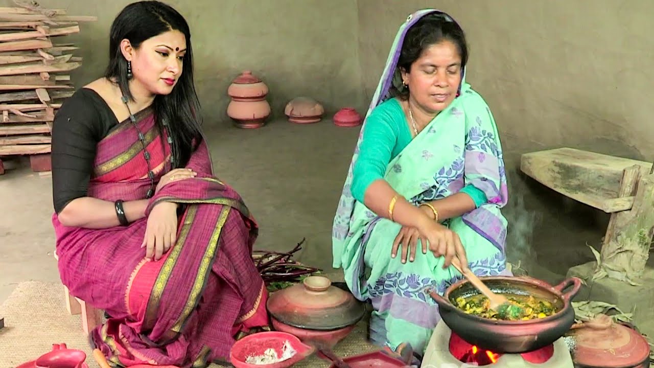 পুঁইশাক ও ছোট গোলআলু দিয়ে মুরগির মাংসের রান্না || Panorama Cooking