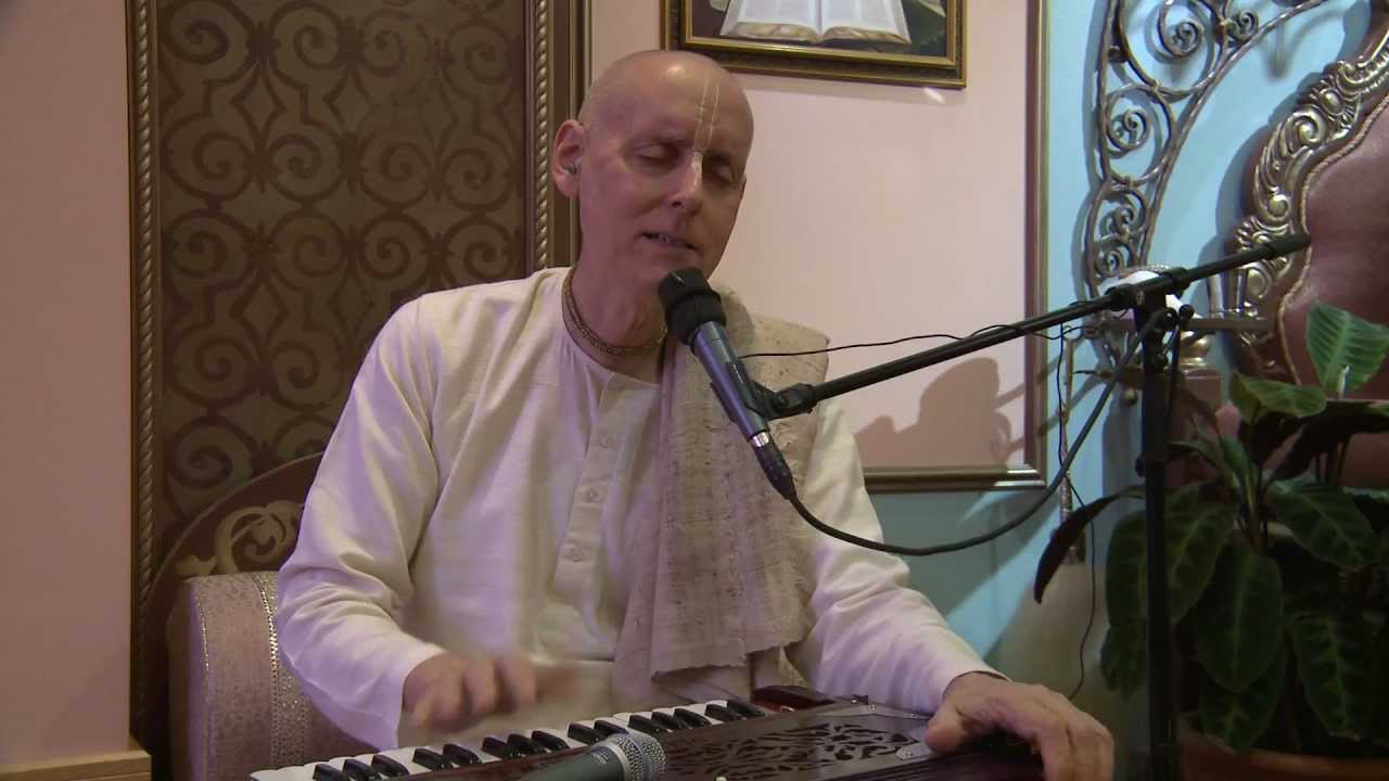 2012.10.31. Kirtan before BG Lecture ISKCON Riga Latvia