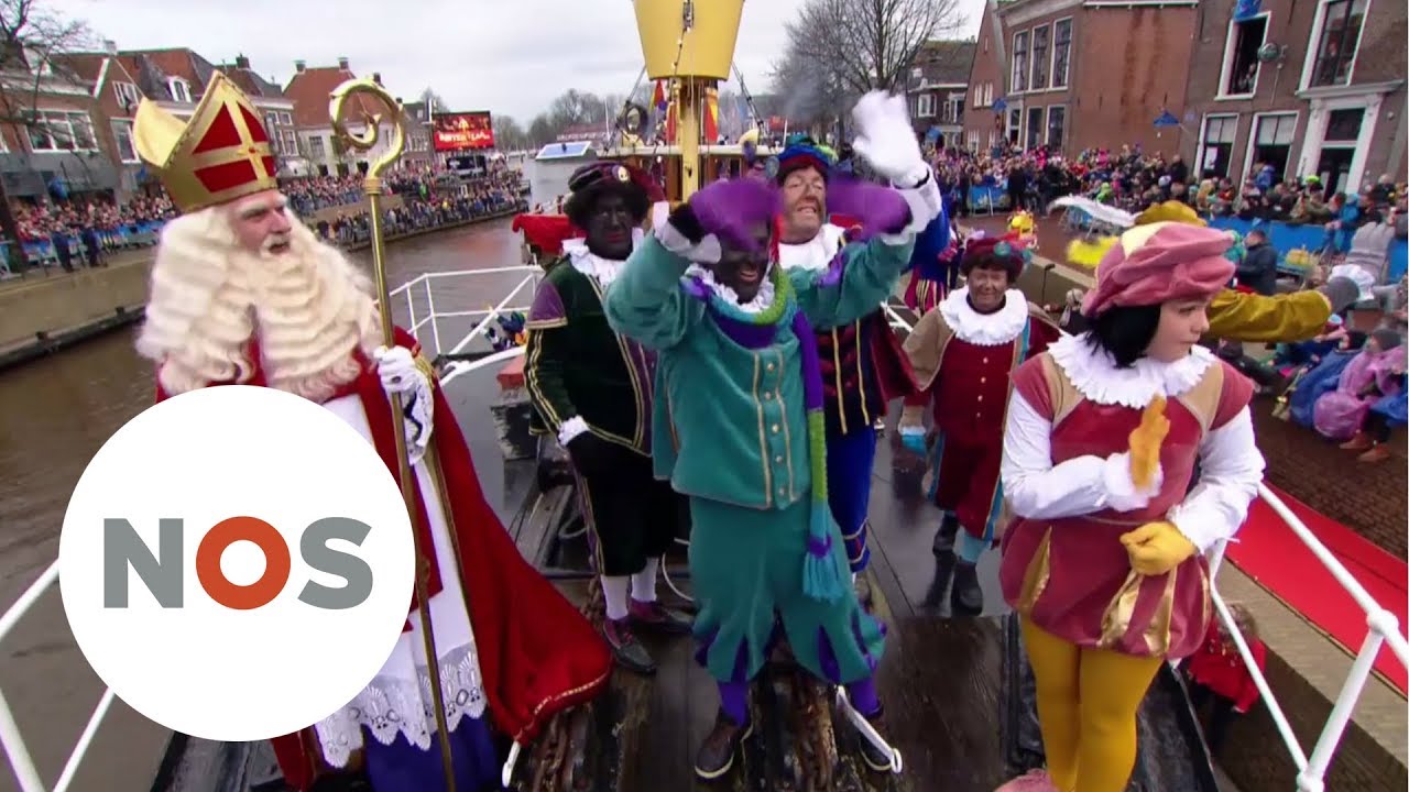 DOKKUM: Sinterklaas en zijn Pieten zijn weer in het land