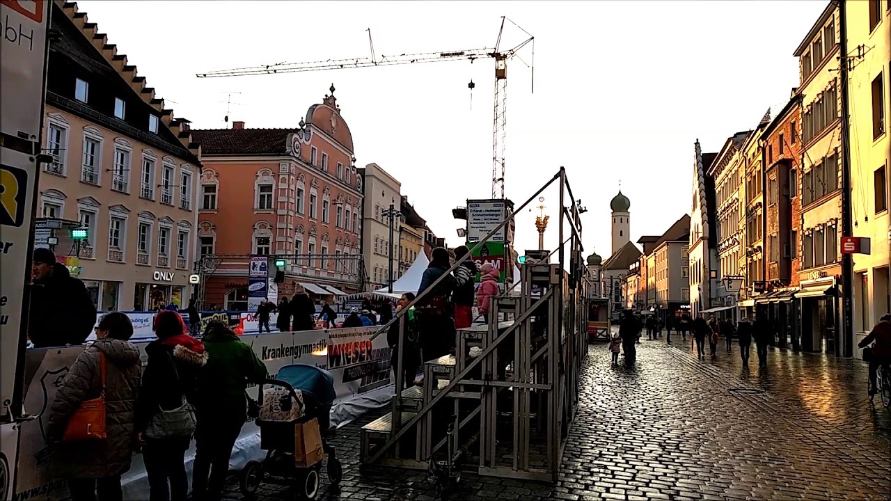 Eislaufplatz am Stadtplatz, Каток на площади Штраубинга