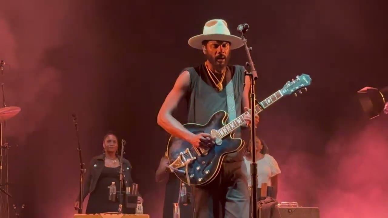 Gary Clark Jr    Don't Owe You a Thang