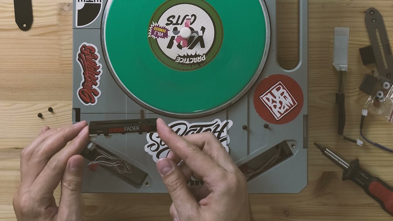 Как установить Innofader в портативную вертушку Reloop Spin