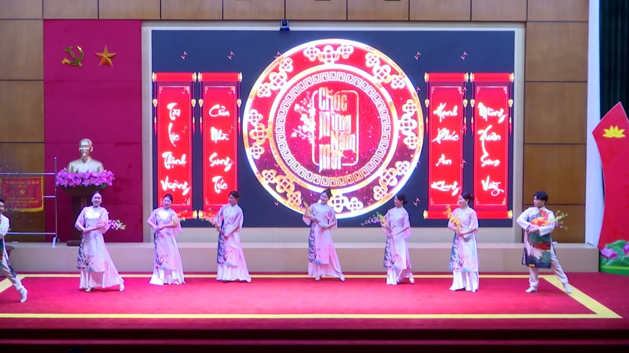 Văn nghệ chào mừng Gặp mặt, chúc Tết cán bộ hưu trí VKSND TP Hà Nội xuân Bính Ngọ 2026