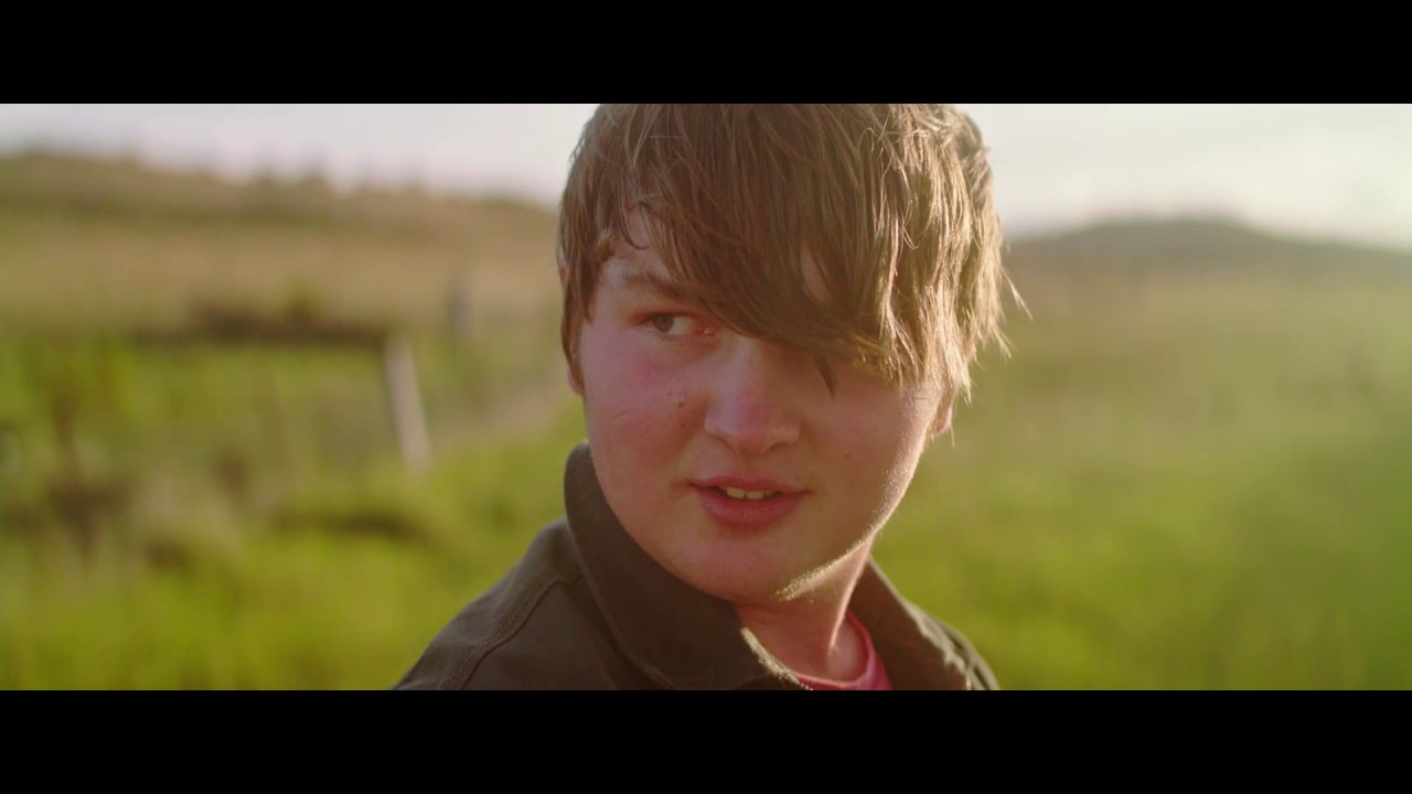 Blackmagic Ursa Mini 4.6k EF Anamorphic Test #2 (Zeiss Contax 35mm 1.4 MMJ 2x Oval)