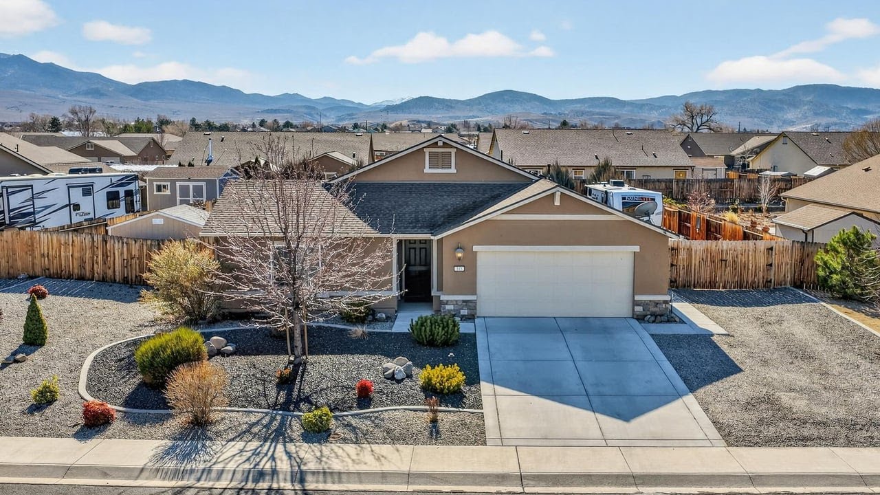 145 Carson River Dr, Dayton, NV