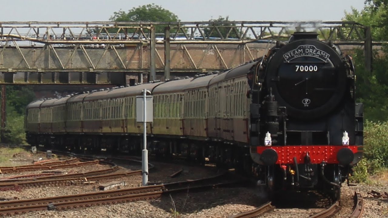 Trains at Chester 10/05/25 Ft. 70000 'Britannia' & LSL 47s