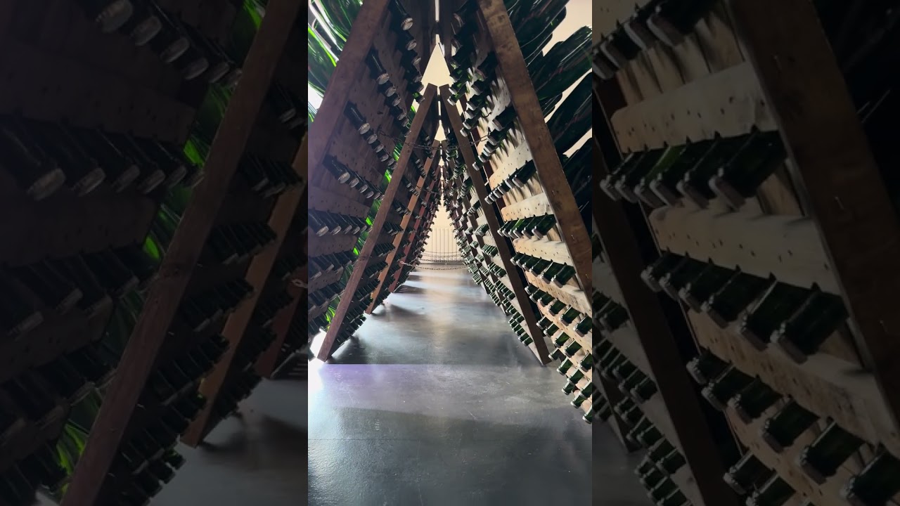 Игристое вино, произведенное традиционным методом в Chandon China 🥂🇨🇳🏗️