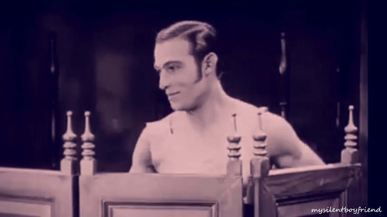 Rudolph Valentino Christmas Wishes