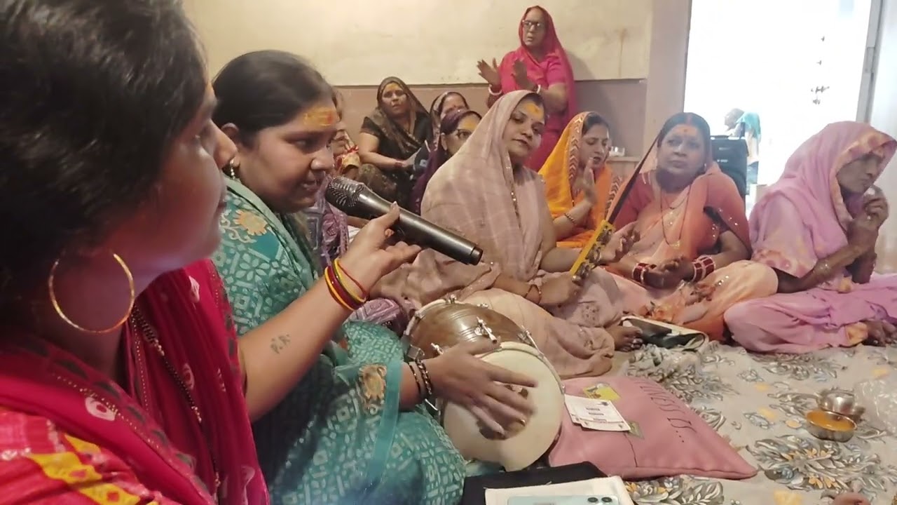 माता रानी का फगुआ गाना मैया शेर पर सवार के लिए फागुन में