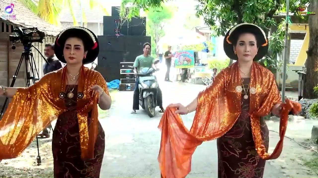 FUL TAYUB SIANG SEDEKAH BUMI SUMURBOR NJARJO BANJARAGUNG NYI MUJIATI & NYI MINDARWATI KYAI MADURETNO