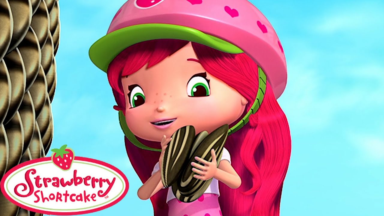 Strawberry Shortcake 🍓 The Big Harvest! 🍓Berry Bitty Adventures
