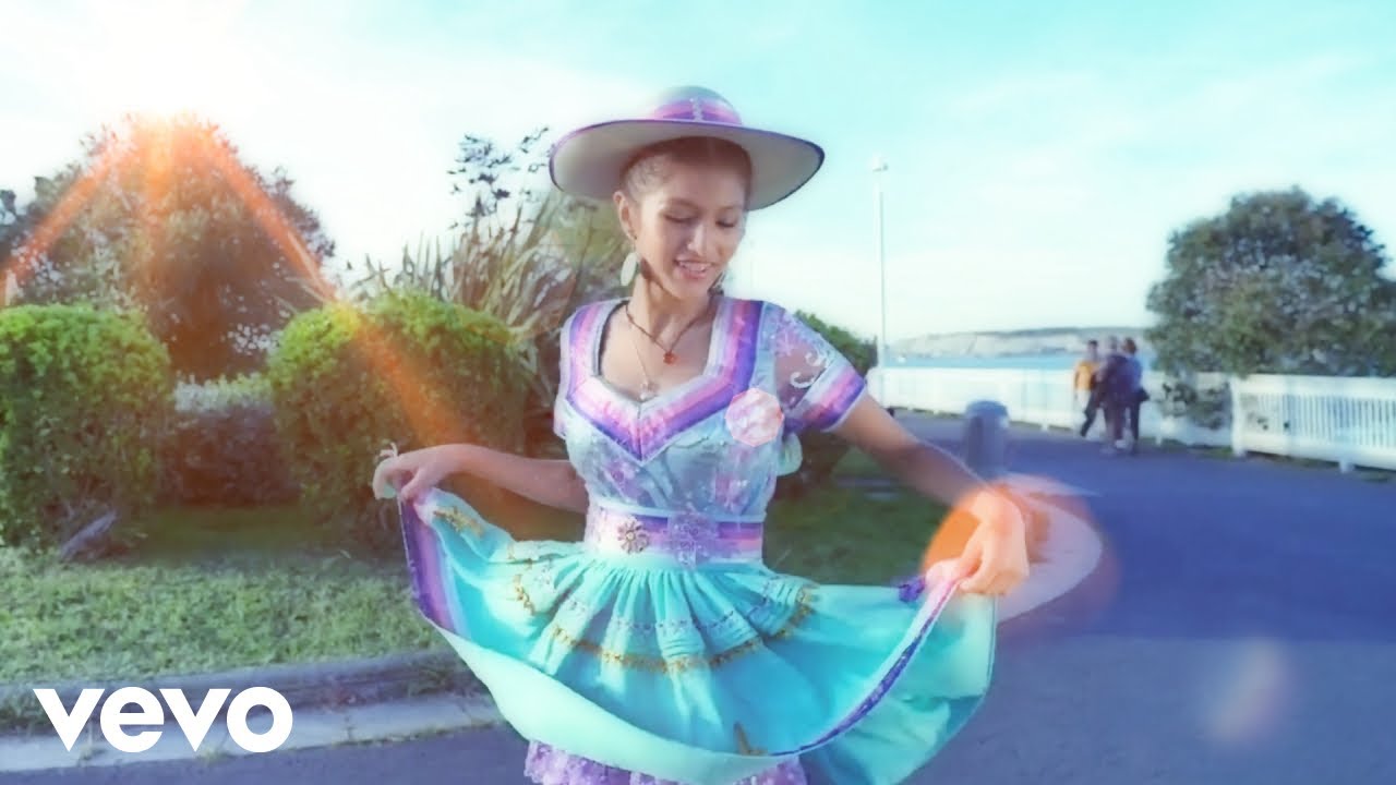 Sumaya Andina - Sumaya Andina - Adolorida Por Un Amor (Salay)