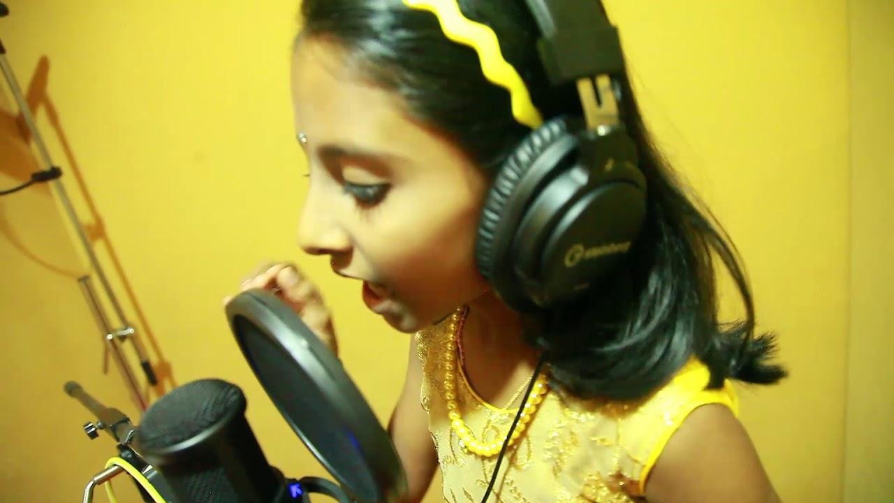 03        ANJALY  JOSEPH        :    VENNILA NARU PUNNAYAMA