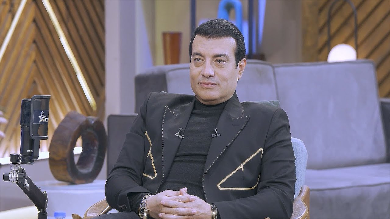 ايهاب توفيق لـــ حسن العسيري انا متعالي وكفاية عليك انت الوطيانة اللي انت فيها 😳