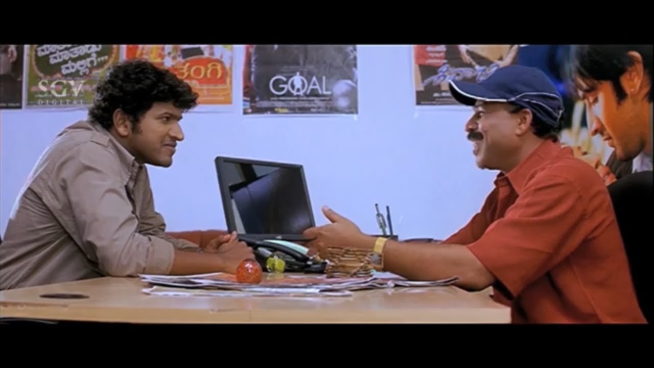 Puneeth Rajkumar Selling Black Ticket In Front of Theater | Bindas Kannada Movie Scene