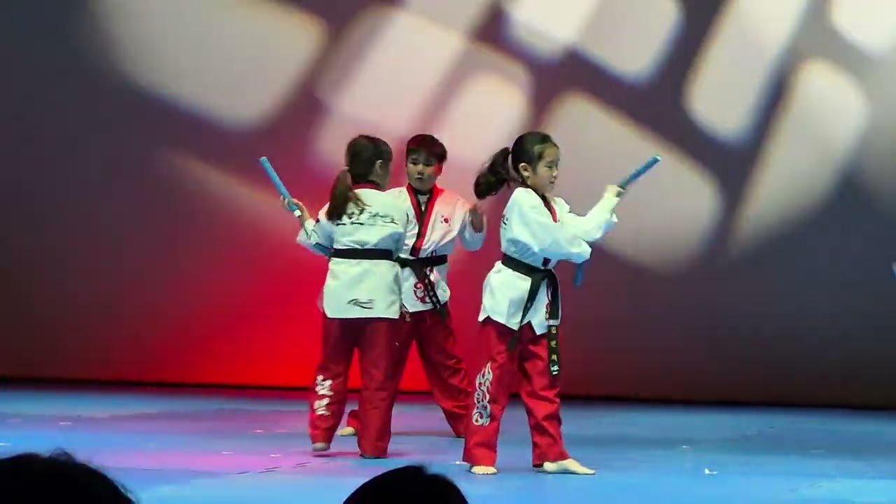 태권도 시범발표회 #현인태권도 # 시범발표회 #아들둘 #쌍절곤 #너무멋져 