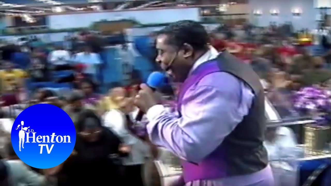 R.D. Henton At The Altar!!