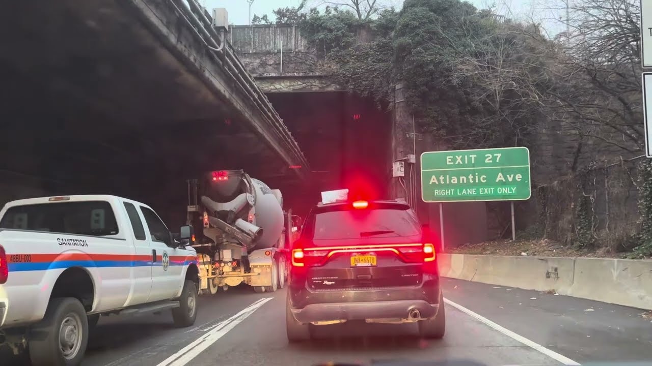 Driving New York City FDR Drive South to Brooklyn  Morning 2024 Dec 10 Real Sounds unedited