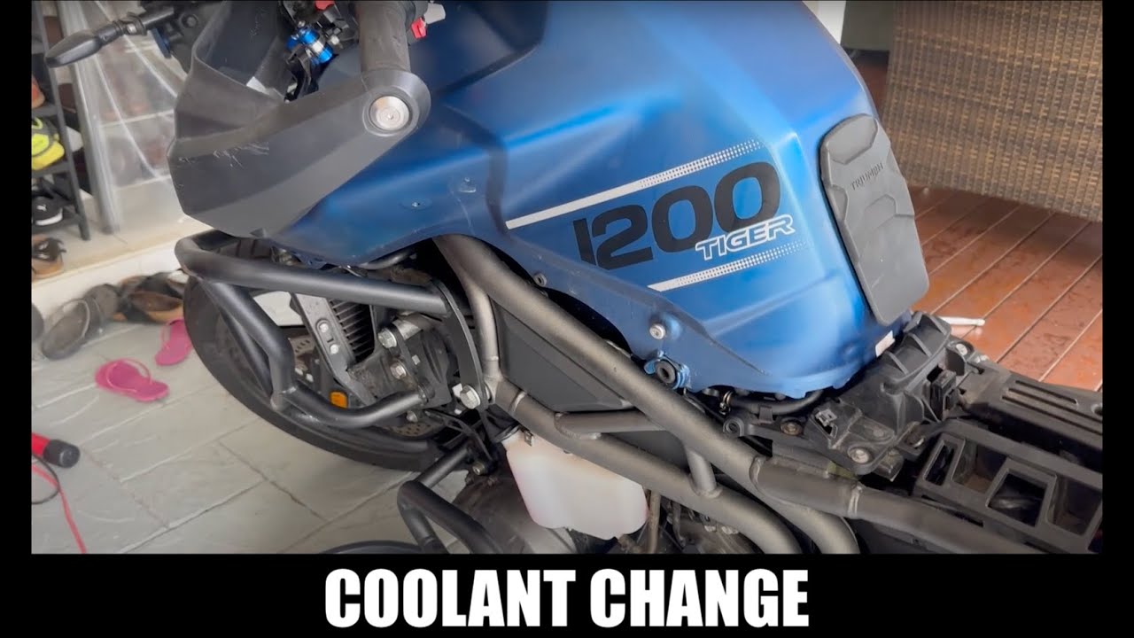 Triumph Tiger 1200 - How to Replace Coolant