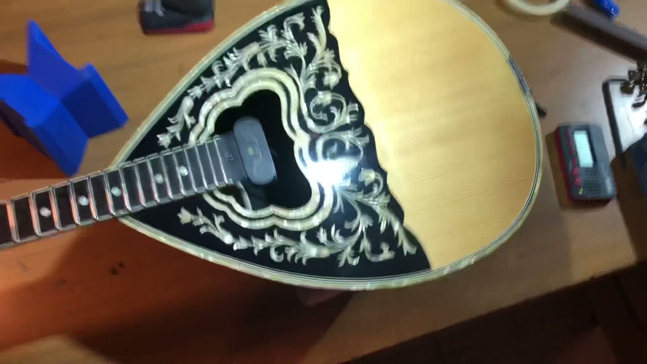 How to Change Strings on a Greek Bouzouki איך להחליף מיתרים בבוזוקי (עם כתוביות בעברית)
