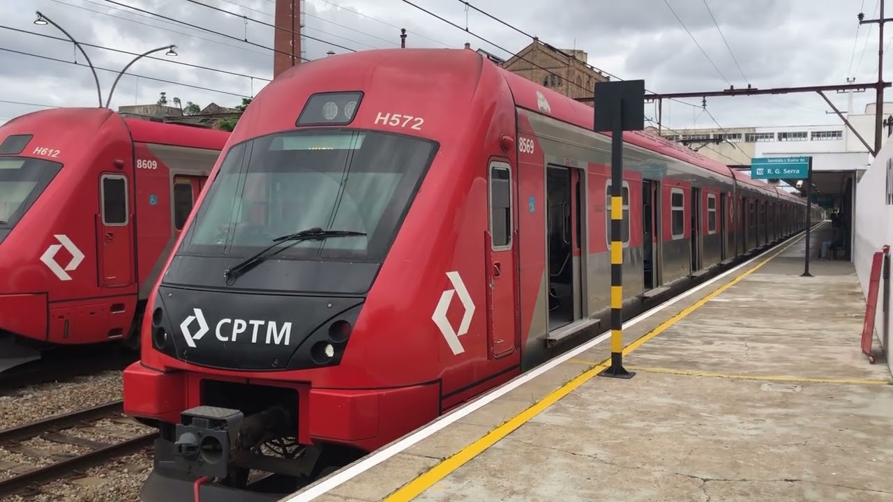 CPTM | Trem série 8500 (H572) saindo da estação Moóca 