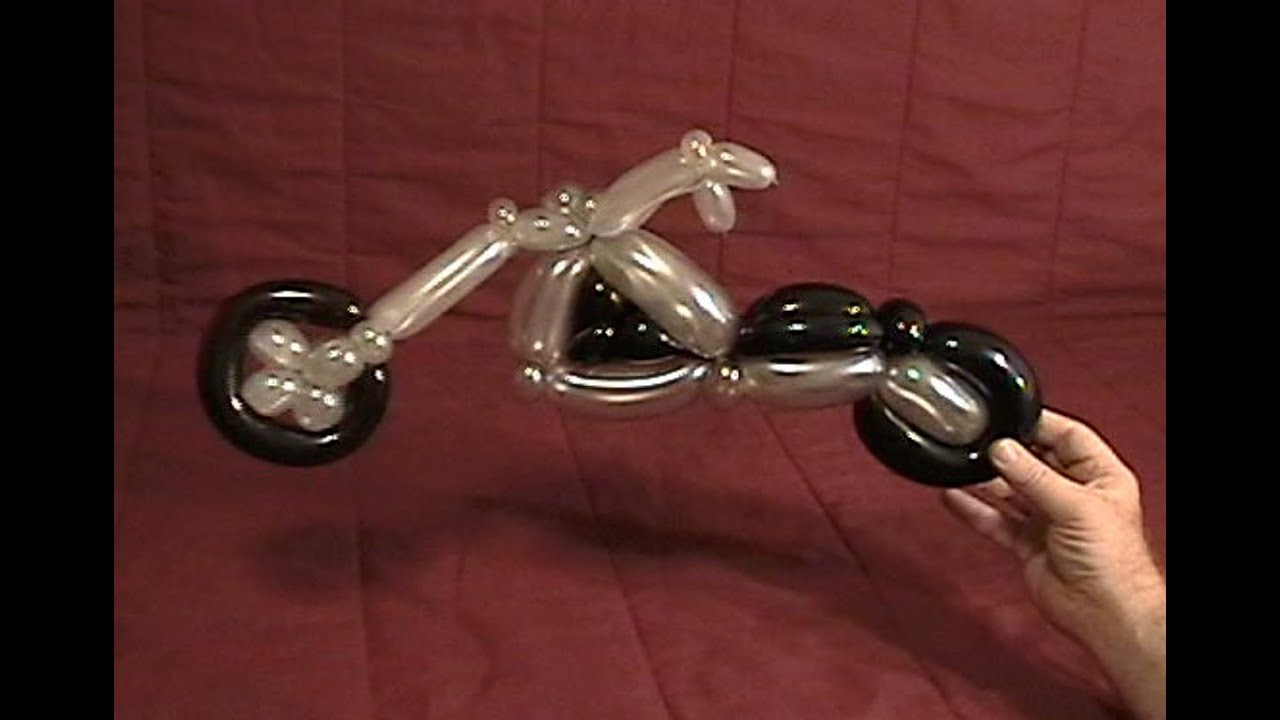 Learn how to make a cool motorcycle using balloon twisting