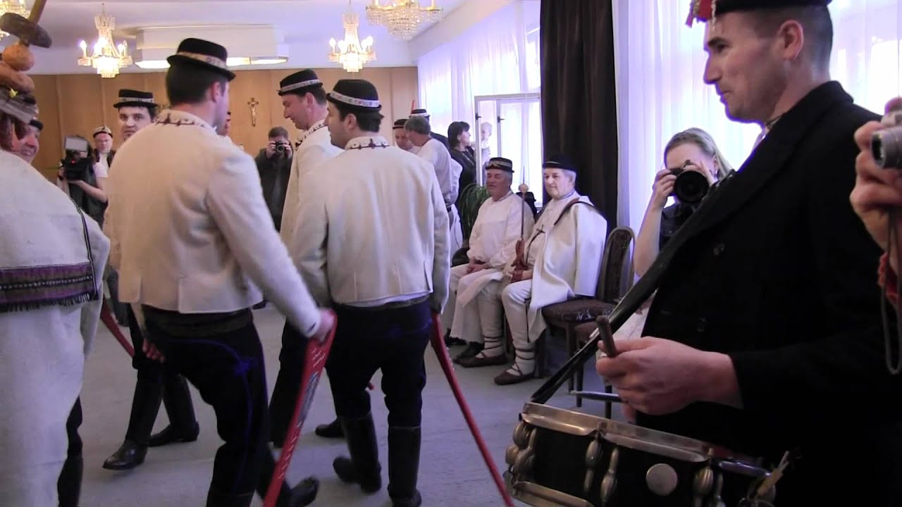 STRÁNÍ-FAŠANK 2012, 25.ročník Festivalu masopustních tradic:další kapela na úřadě