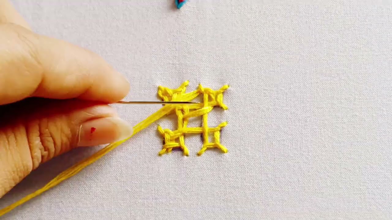 kachhi hand work ll gujrati stitch hand embroidery work ll બાવળીયા ભરત કામ ll