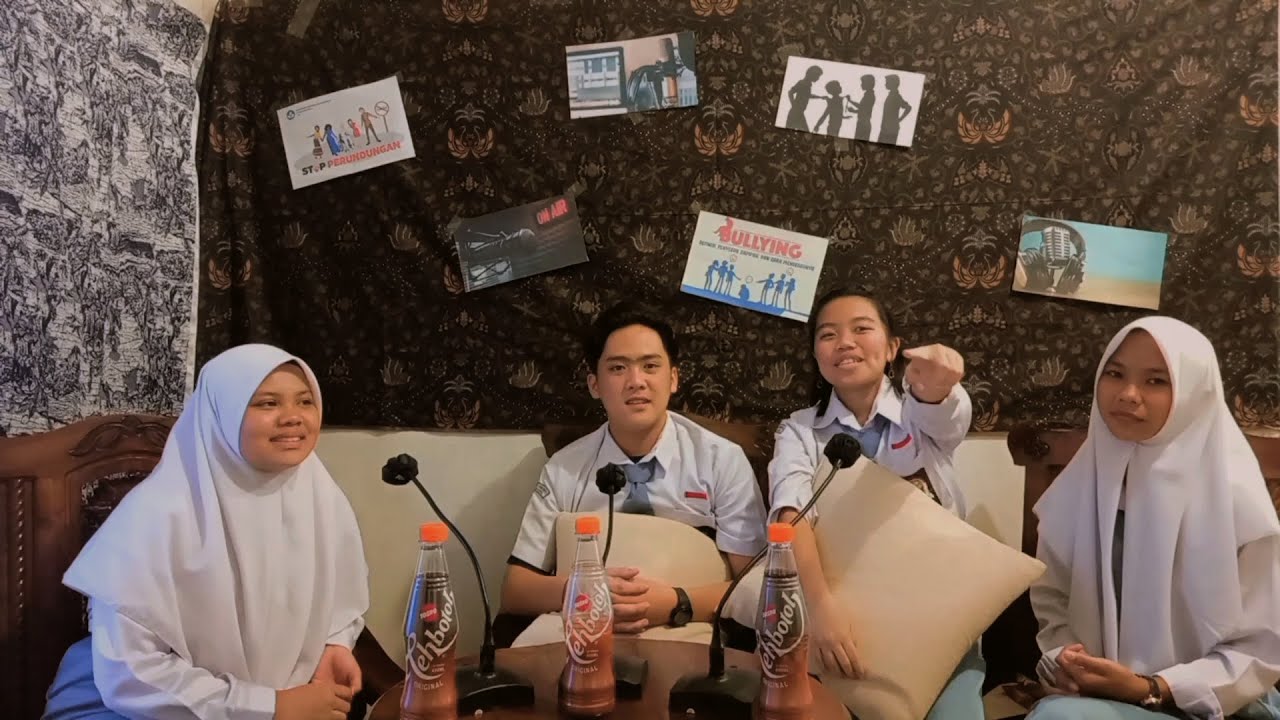 LOMBA PODCAST  X8 TEMA PERUNDUNGAN SMA NEGERI 1 CANDIROTO