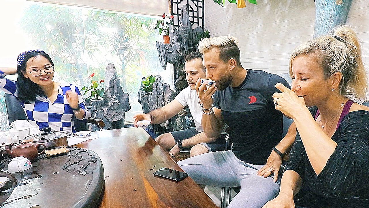 IN DER PRODUKTION VON PROBROWEAR | FACTORY IN CHINA 3