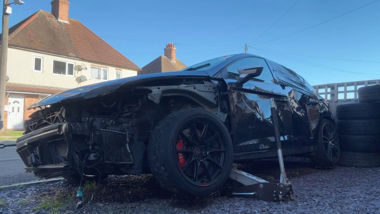 Can a crashed damaged Leon cupra be repaired ? Episode 1 