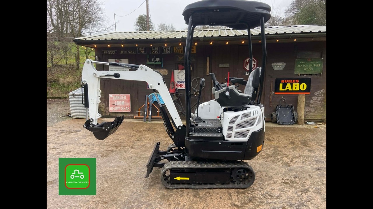 JPC KV15 MINI DIGGER 1.5 ton FOR SALE www.catlowdycarriages.com