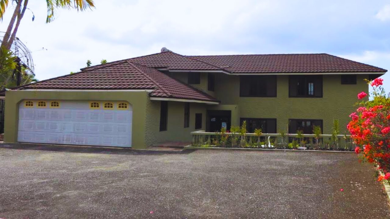 Fully Solar Powered 4 Bedroom 4 Bathroom House At Spring Park, Stony Hill, St Andrew, Jamaica