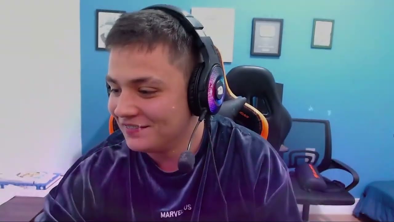 PAulinho o LOKO DONO de POSTO DE GASOLINA 😂 26/05/2022