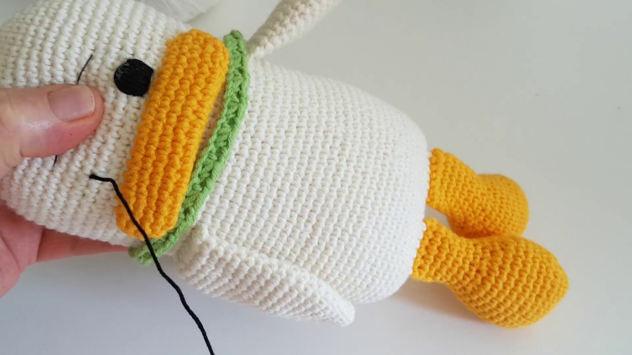 Szem hímezése amiguruminál/How to embroider eye amigurumi