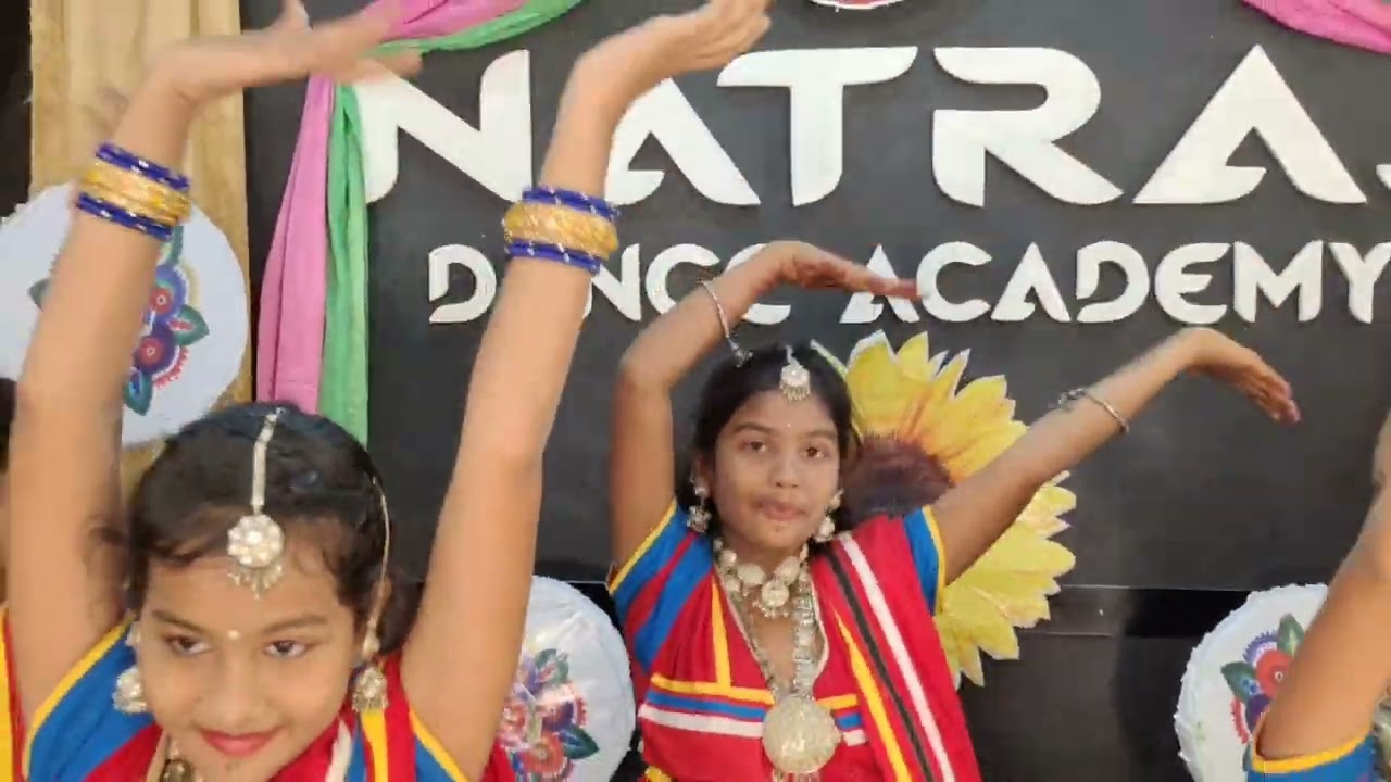 Dasara special (Dolina song) Natraj dance academy Anantapur 9849570959